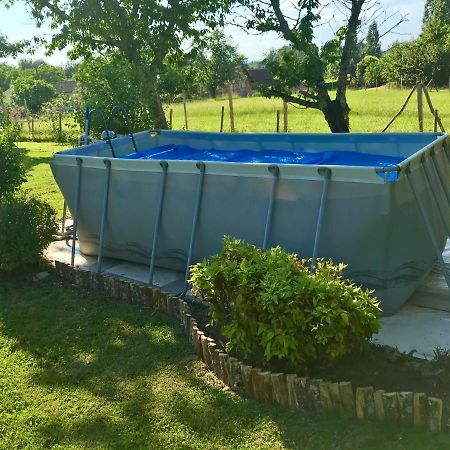 Les Petits Self Contained 2 Bedroom Apartment Molieres (Dordogne) エクステリア 写真