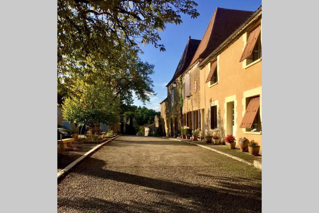 Les Petits Self Contained 2 Bedroom Apartment Molieres (Dordogne) エクステリア 写真