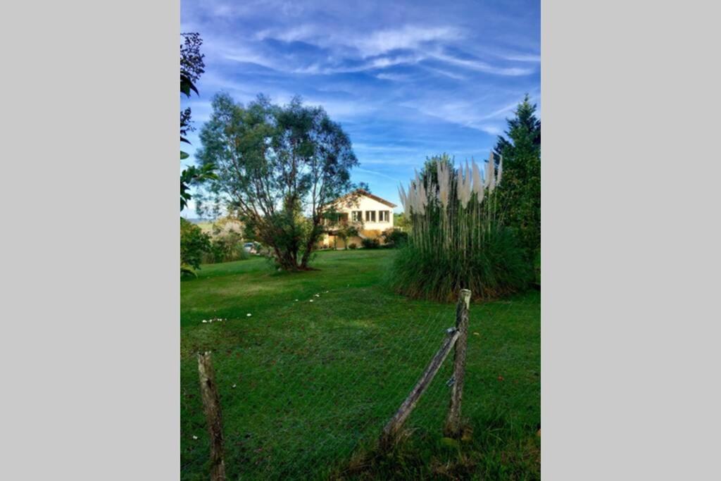 Les Petits Self Contained 2 Bedroom Apartment Molieres (Dordogne) エクステリア 写真