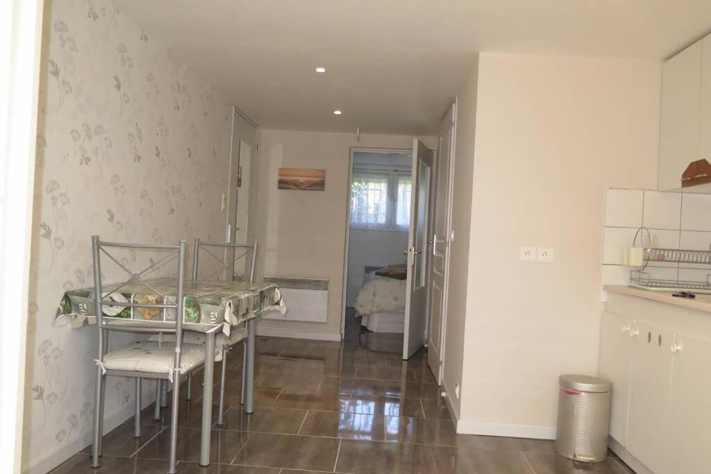 Les Petits Self Contained 2 Bedroom Apartment Molieres (Dordogne) エクステリア 写真